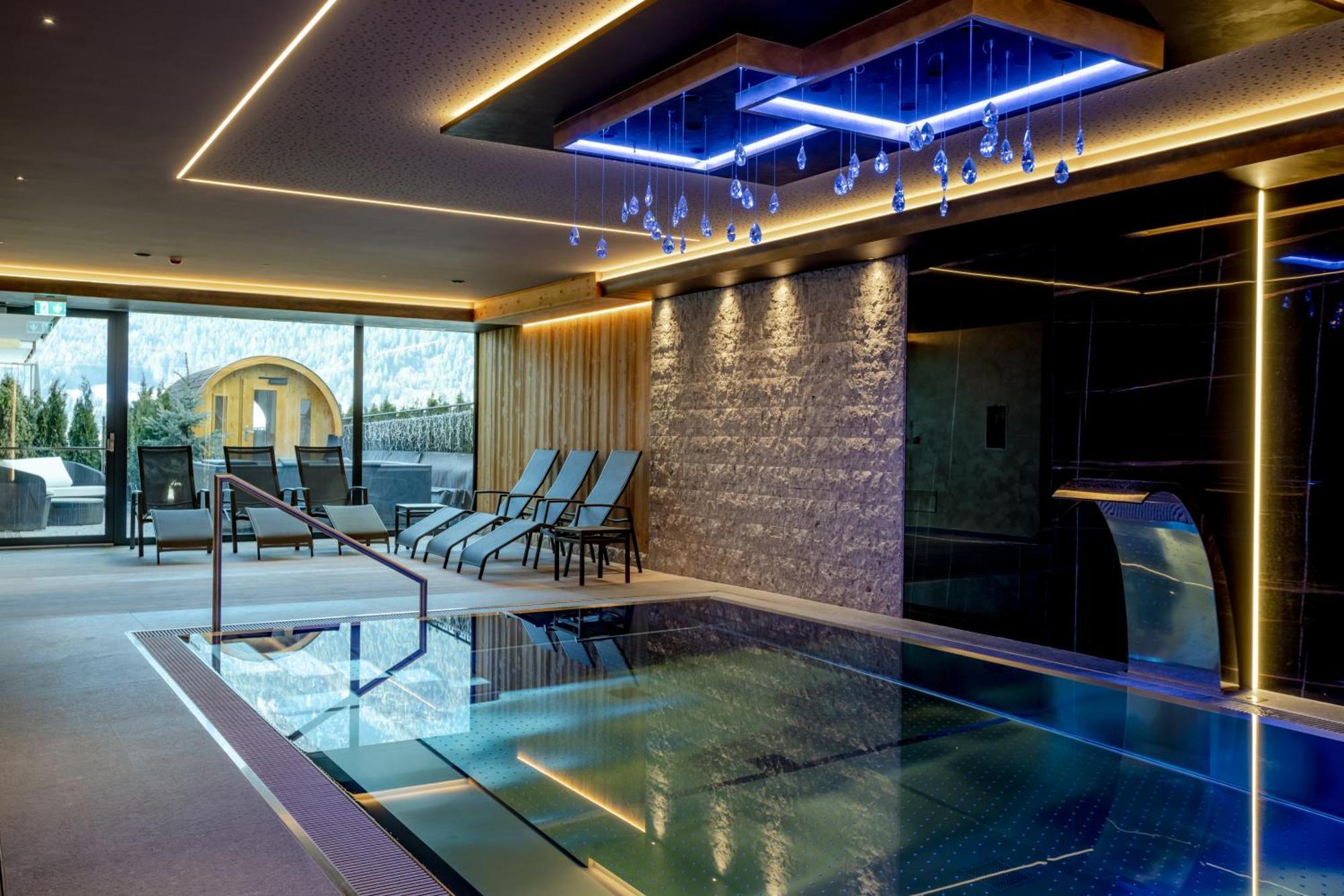 Hotel La Perla Андало Экстерьер фото