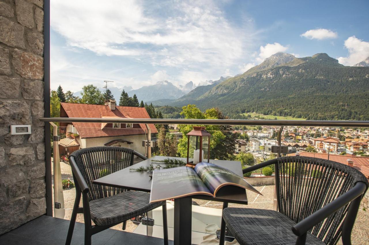Hotel La Perla Андало Экстерьер фото