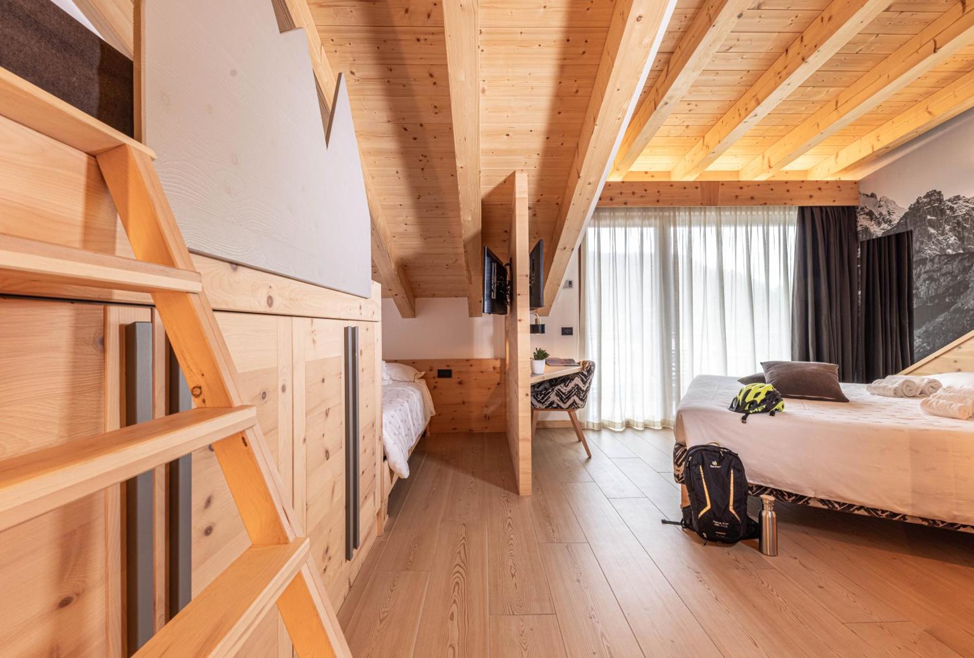 Hotel La Perla Андало Экстерьер фото